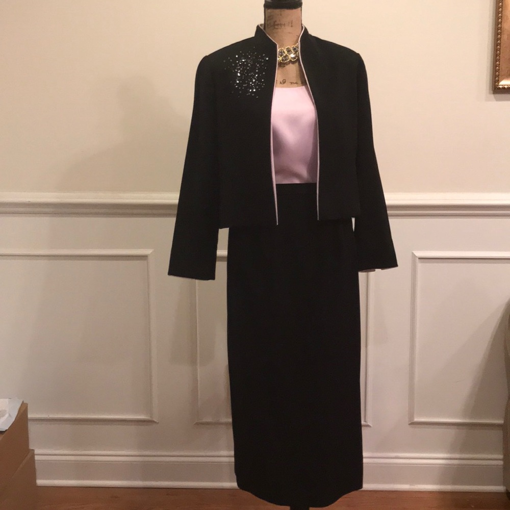 Positive Attitude 3 piece skirt suit | Petite 12